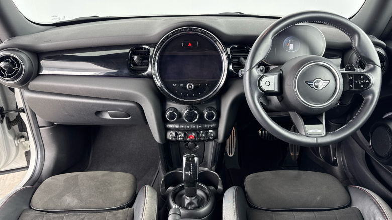 MINI Hatchback 2.0 Cooper S Sport 3dr Auto [Nav Pack] Petrol Hatchback